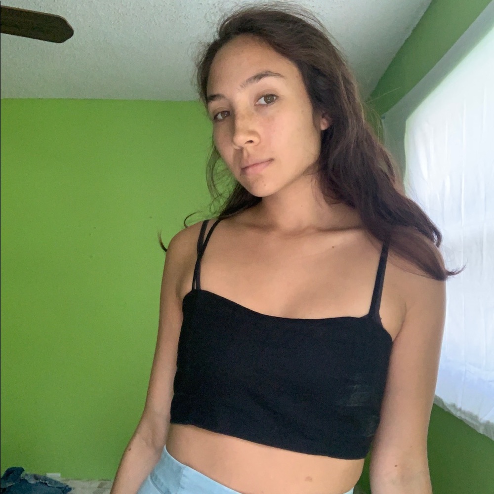 Black bandeau crop top